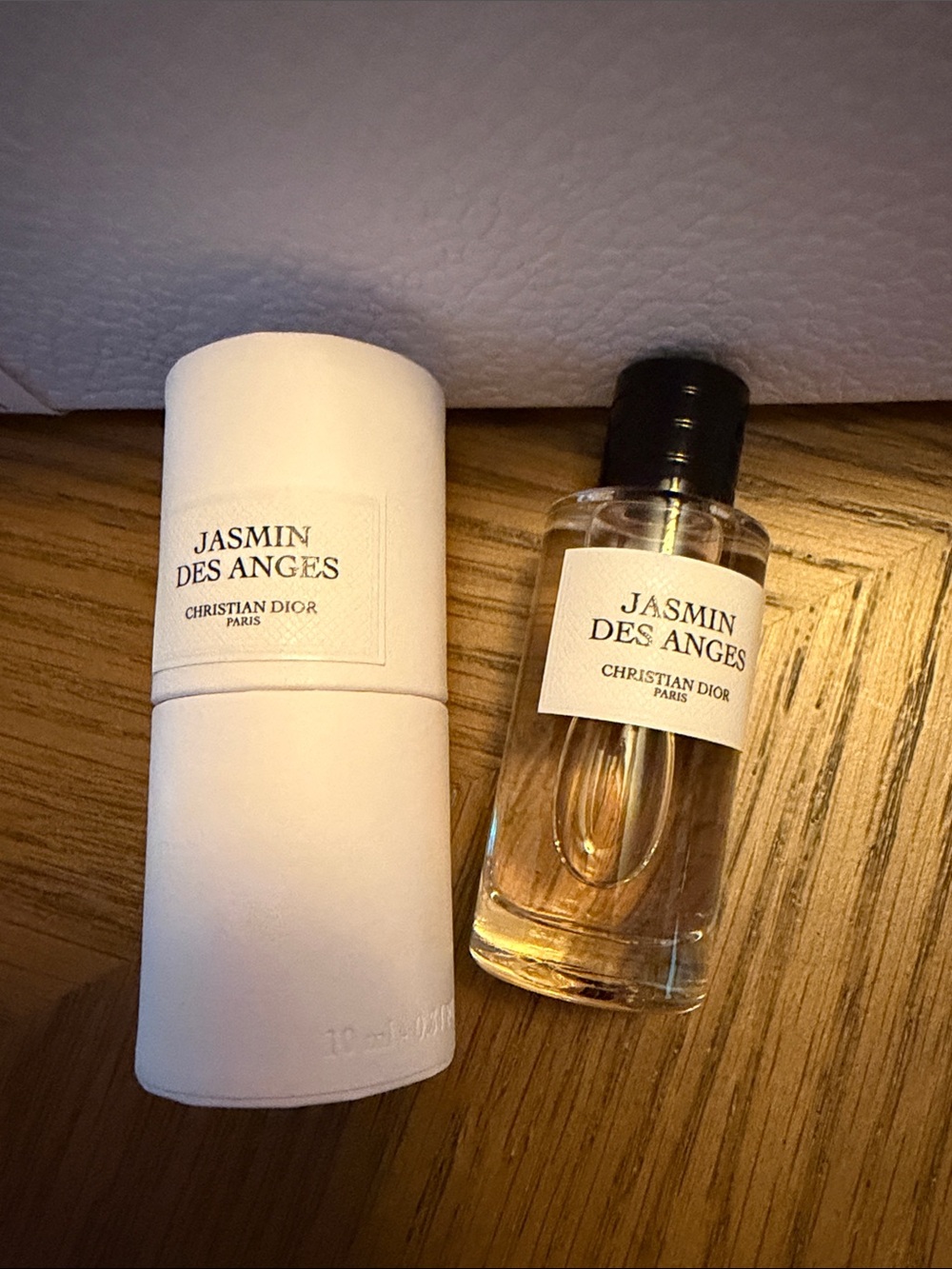 Dior Jasmin Des Anges in Box with Ribbon - Picture 2 of 5